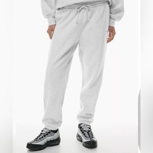TNA Cozy Fleece Boyfriend Sweatpant